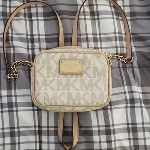 Michael Kors Crossbody Bag